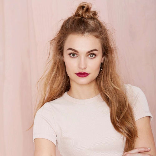 15 hermosos peinados para damas de honor 14