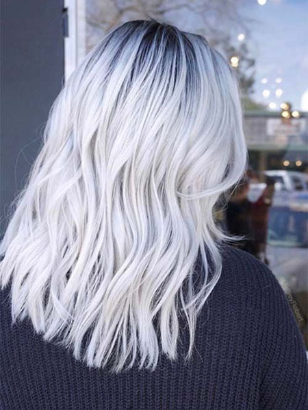 20 ideas de color de pelo de plata para las mujeres atrevidas 13