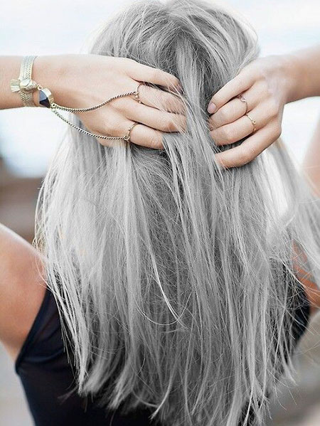 20 ideas de color de pelo de plata para las mujeres atrevidas 3