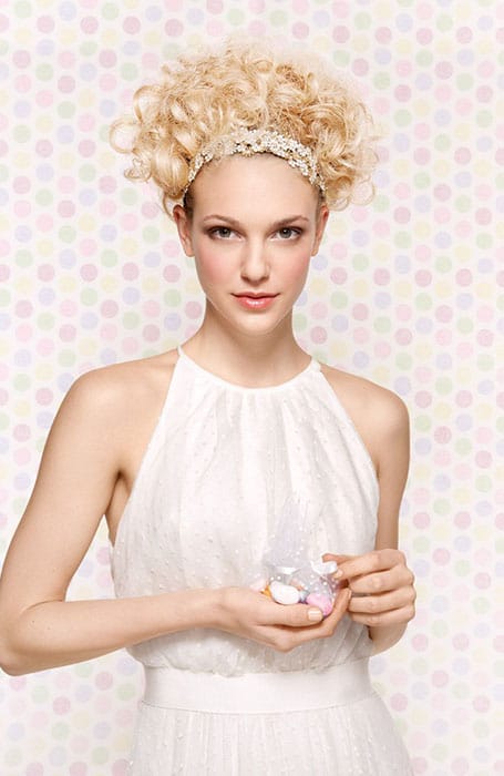 30 peinados fáciles para cabello corto y rizado 25