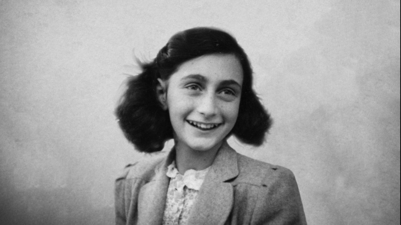 Ya se puede LEER la versión COMPLETA del diario de Ana Frank