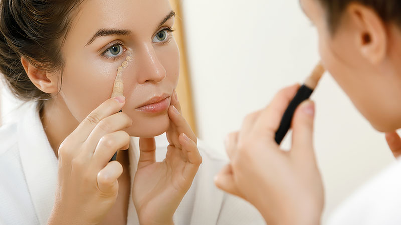 ¿Que corrector de ojos comprar?