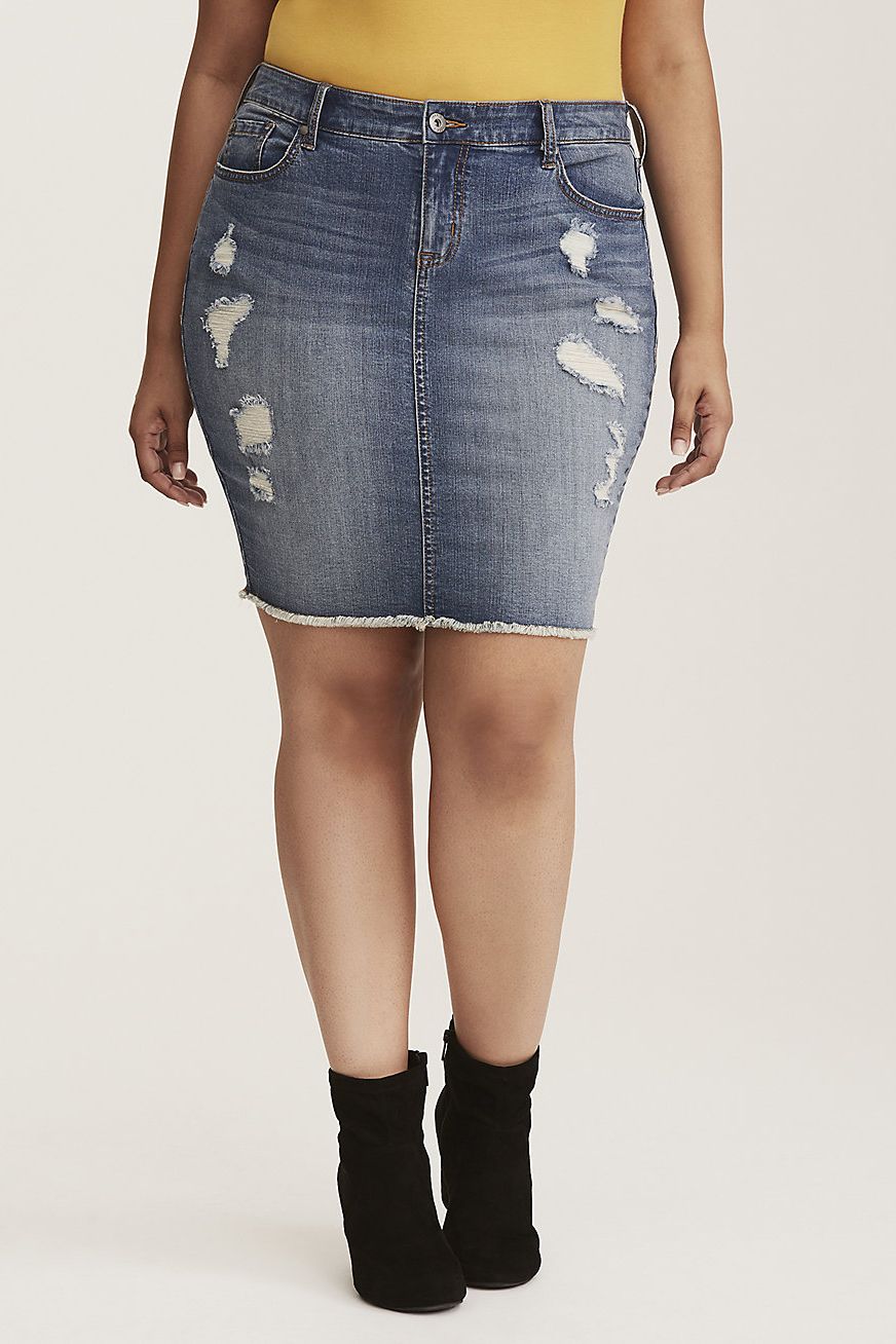 15 faldas de Jean que son fáciles, elegantes y lo más importante, cómodas.