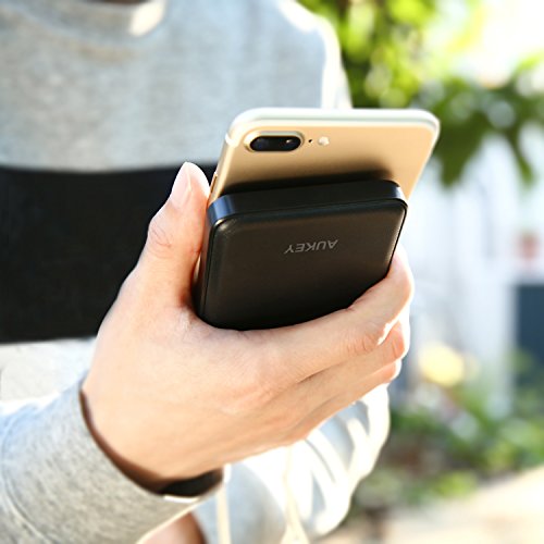 AUKEY Bateria Externa 10000mAh Doble Puerto, Cargador Portatil Compacto para iPhone X/ 8/ Plus/ 7/ 6s, Samsung S8+/ S8, iPad, Tablets y m¨¢s