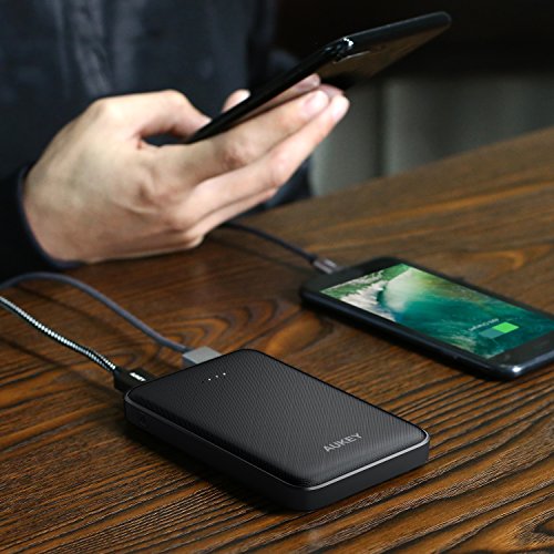 AUKEY Bateria Externa 10000mAh Doble Puerto, Cargador Portatil Compacto para iPhone X/ 8/ Plus/ 7/ 6s, Samsung S8+/ S8, iPad, Tablets y m¨¢s
