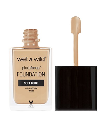 Base de maquillaje de Wet n Wild Photo Focus Foundation, color beige suave