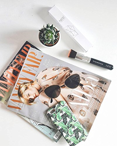 Brocha de base de maquillaje 140 de Niré Beauty: una brocha de maquillaje profesional con mini esponja para base