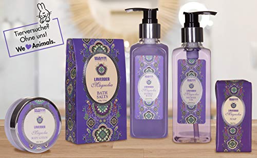 BRUBAKER Cosmetics Set de Baño y Ducha"Lavender & Magnolia" - Fragancia Lavanda Magnolia - Set de regalo 7 piezas en cesta decorativa
