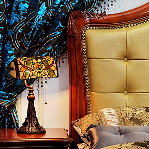 Estilo Tiffany Lámpara De Mesa Pastoral Turística Banquero Lámparas Para El Dormitorio Stained Glass Shade E27 Enchufe De Carga