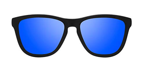 HAWKERS Gafas de Sol ONE Carbon Black, para Hombre y Mujer, con Montura Negra Mate y Lente Azul Efecto Espejo, Protección UV400