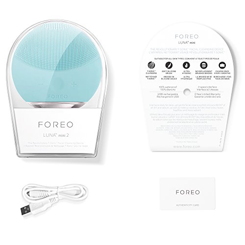 LUNA mini 2 de FOREO es el limpiador facial con modo anti-edad. Un cepillo facial sónico de silicona, para todo tipo de piel |Mint| Recargable a través USB