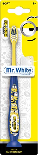 MR White – Minions - Kit de viaje / Set de higiene dental compuesto por: cepillo manual con ventosa y capuchón para remolacha, pasta de dientes 75 ml sabor a frutas, vaso y cómoda bolsa