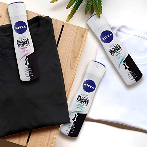 NIVEA Black & White Invisible Active Spray en pack de 6 (6 x 200 ml), desodorante antimanchas de cuidado femenino, desodorante invisible para proteger la piel y la ropa