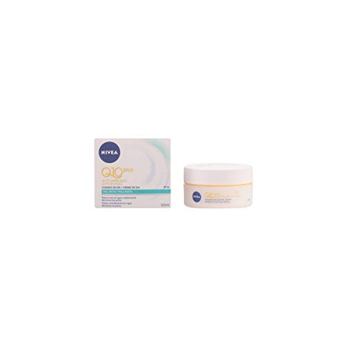 NIVEA Q10 Power Antiarrugas Cuidado de Día (1 x 50 ml), crema facial antiarrugas para piel mixta, crema hidratante con protector solar 15, crema antiedad