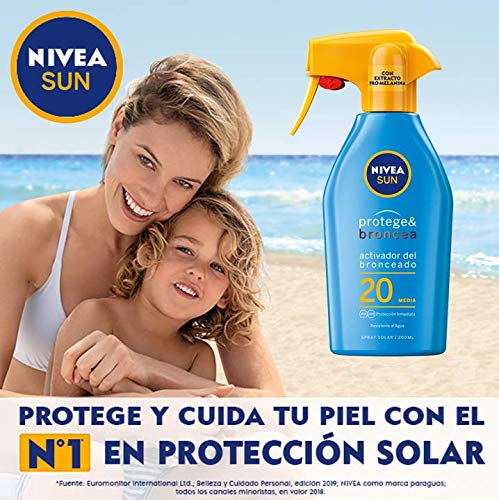 NIVEA SUN Protege & Broncea Spray Solar FP20 (1 x 300 ml), activador del bronceado, protección solar media, protector solar hidratante y resistente al agua, pistola