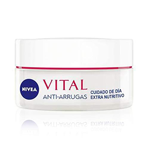 NIVEA VITAL Calcio Cuidado de Día Extra Nutritivo, crema antiedad de cuidado facial, antiarrugas para dar vitalidad y luminosidad a la piel madura - 1 x 50 ml, Estándar (4005900092465)