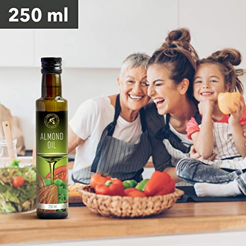 Aceite de Almendras Dulces 250ml - Refinado - Italia - 100% Puro y Natural - Aceite de Almendra Comestible Natural los Mejores Beneficios para Cocinar - Botella de vidrio - Almond Oil