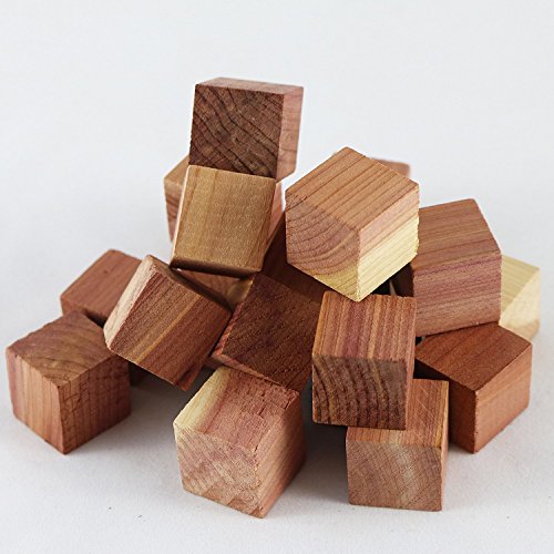 Aszaro Cubos y bolas de cedro en saquitos, 40 unidades, 20 bolas de madera de cedro natural, 20 cubos y 5 saquitos, repelente de polillas, moho y humedad para fácil cuidado de la ropa