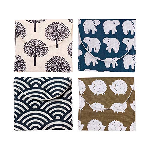 AWIIK – Bolsas para Almacenamiento de mascarillas. Caja portátil para Guardar mascarillas. Estuche de Tela, Funda de algodón. Porta máscara Lavable Antipolvo antibacteria – 4 Unidades + Sticker (AA)