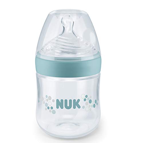 Biberón NUK modelo Nature con tetilla diseñada con forma similar al pezón, fabricada de silicona libre de BPA verde Talla:150 ml