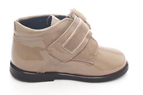 Botin Camel Charol NIÑA LANDOS VILLENA (21)