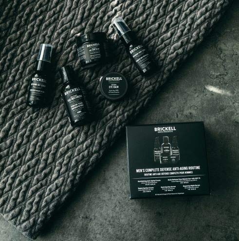 Brickell Men's Products Complete Defense Anti Aging Routine, Crema Facial de Noche, Suero Diurno y Nocturno de Vitamina C, Crema Hidratante Facial con SPF y Crema para los Ojos (Perfumado)