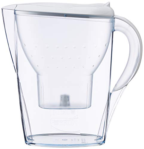 BRITA Marella blanca Pack Ahorro – Jarra de Agua Filtrada con 3 cartuchos MAXTRA+, Filtro de agua BRITA que reduce la cal y el cloro, Agua filtrada para un sabor óptimo, 2.4L