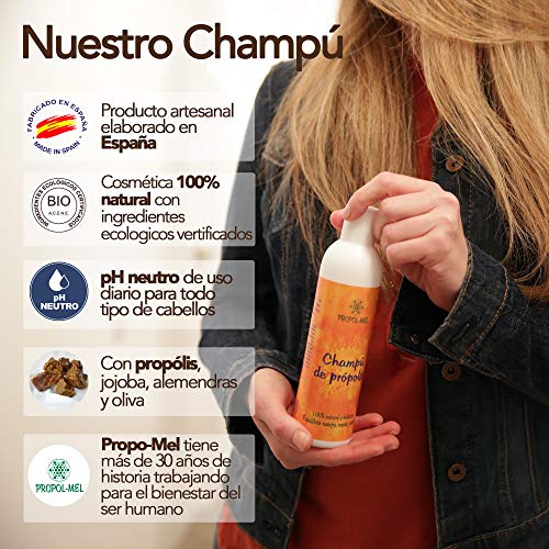 Champu pH neutro con Propoleo - 250 ml. Champu natural certificación BIO, sin sulfatos. Regenera, hidrata, suaviza, da brillo y volumen al cabello; protege el cuero cabelludo.