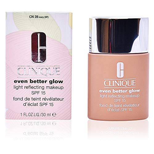 Clinique Even Better Glow SPF15 Fondo de Maquillaje Tono Ivory - 30 ml (0020714873738)