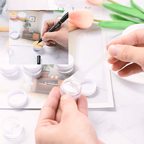 Colmanda Envase Cosmético, 60 Piezas Tarros de Plástico con 6 Raspador Y Pegatinas, 5 ml Contenedores Cosmético, Tarro Vacío Crema para Loción, Crema, Minivelas, Cosméticos - Blanco