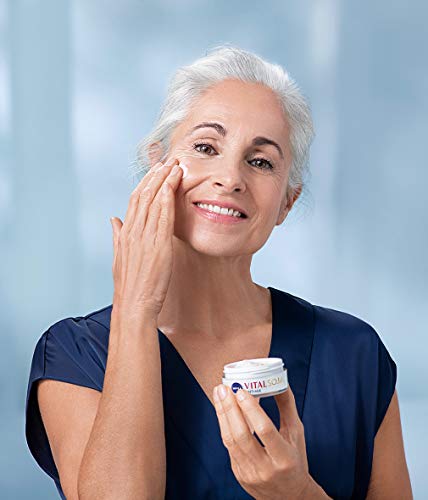 Crema protectora Nivea de día con soja, FPS 30, 1 unidad (50 ml).