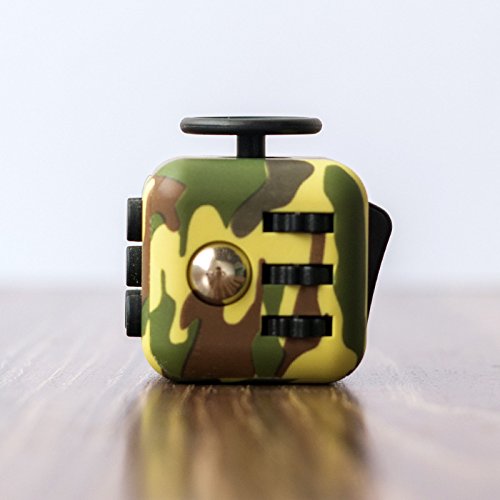 Cubo anti-estres color verde camuflaje