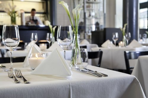 Duni – 164172 mesa cubre, Evolin, 127 cm x 220 cm, color blanco (Pack de 25)