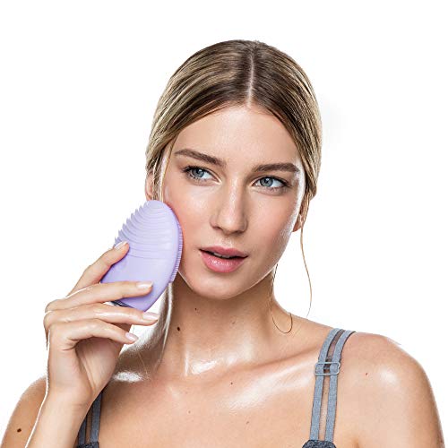 FOREO LUNA 3 Cepillo de limpieza facial y masajeador reafirmante para un spa en casa, para piel Sensible