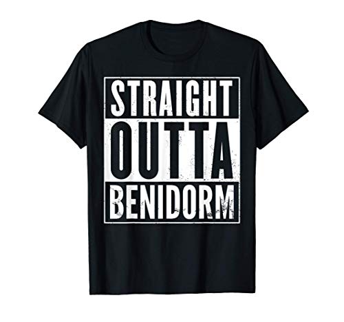 Hombre Straight Outta Benidorm Funny Camiseta