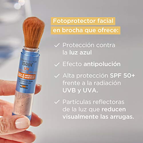 Isdin Fotoprotector UV Mineral Brush SPF 50+, Protector Solar Facial de Uso Diario on the Go, Activos Antipolución, Matificante, Acabado Invisible, 2 g