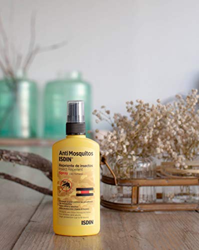 ISDIN Spray Anti Mosquitos - Repelente de Mosquitos para la Prevención de Picaduras, Eficaz Mosquito Tigre, Amarillo, 1 x 100 ml