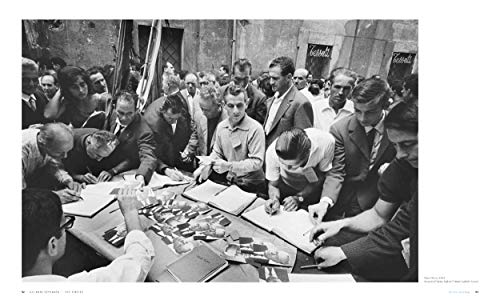 Italia di Magnum da Cartier Bresson a Paolo Pellegrin. Catalogo della mostra (Torino, 3 marzo-21 maggio 2017). Ediz. italiana e inglese (Fotografia)