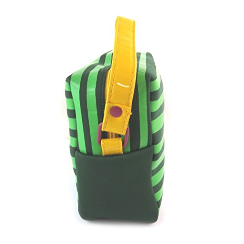 Kit de aseo 'Agatha Ruiz De La Prada'verde amarillo (25x16x8 cm).