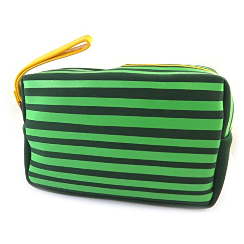 Kit de aseo 'Agatha Ruiz De La Prada'verde amarillo (25x16x8 cm).