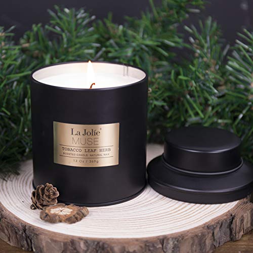 La Jolíe Muse Vela perfumada de Hojas de hiedras de Tabaco Grande 85-100 Horas 369 g, Cera de Soja Natural, Lata de Metal Negra  