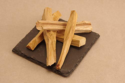 Madera de Palo Santo (Bursera graveolens)"madera sagrada" 6 piezas. Tamaño: 9-10cm (9,5 x1x1 cm, 5-7grs; 0,98€ c.).