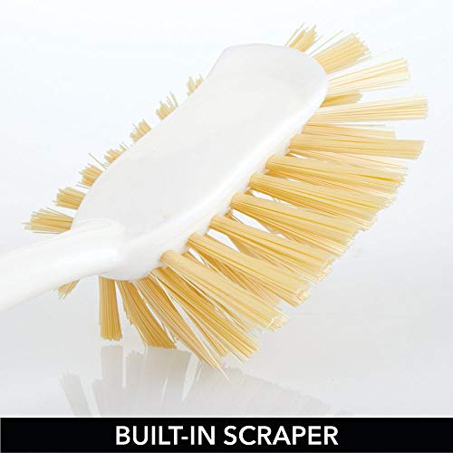 mDesign Juego de 3 cepillos de bambú para limpieza – Cepillo redondo y escobilla con mango para fregar ollas y sartenes – Robusto cepillo manual para suelos y paredes – blanco/natural