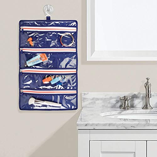 mDesign Neceser de Viaje para Colgar – Bolsa de Aseo Colgante en poliéster y plástico – Organizador de baño para Viaje con Cierre de Cremallera y Muchos Bolsillos – Azul Marino/Naranja/Blanco