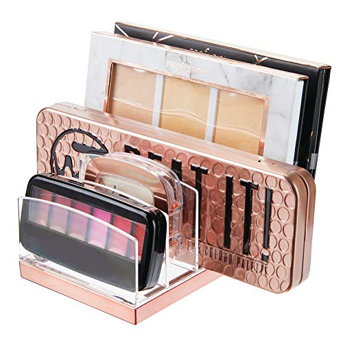 mDesign Organizador de maquillaje en plástico – Clasificador con 5 compartimentos para organizar maquillaje – Bandeja organizadora para lavabo, tocador o armario – transparente/dorado rojizo