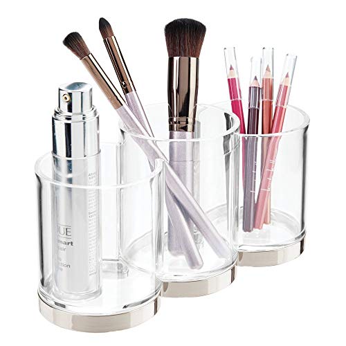 mDesign Práctico organizador de cosméticos – Sistema de organización decorativo para pinceles de maquillaje y rímel – Bote de plástico con 3 apartados para guardar maquillaje – transparente y plateado