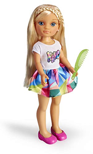 Nancy - Espejo 1001 Peinados, Muñeca con Armario, Espejo y Accesorios de Peluquería, para Niños y Niñas a Partir de 3 Años, Multicolor, (Famosa 700015131)