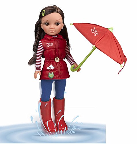Nancy - Un día de lluvia, Muñeca con chubasquero, paraguas y botas de agua (Famosa 700013517)
