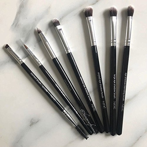 Niré Beauty: Set de brochas de maquillaje para ojos, con pinceles esenciales para sombras de ojos, pincel delineador y pincel biselado para cejas