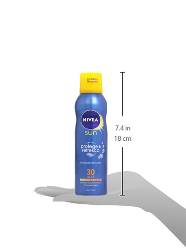 NIVEA SUN Protege & Refresca Spray Bruma Solar FP30 (1 x 200 ml), protector solar en spray transparente, refrescante y resistente al agua